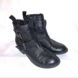 Gentle Souls by Kenneth Cole